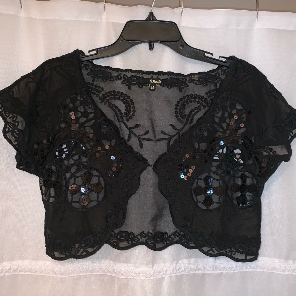 Black crop top